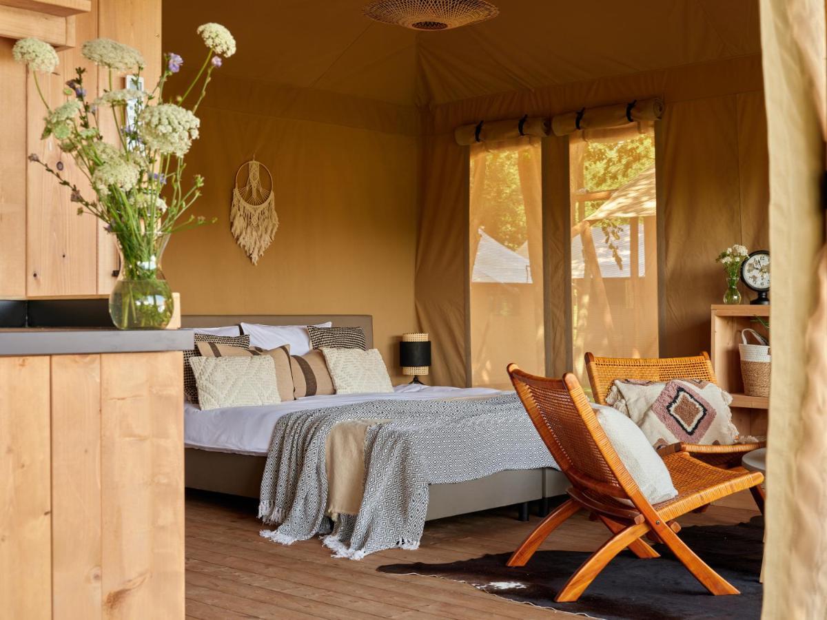 Zatoria Luxury Glamping Zator Hotel Buitenkant foto