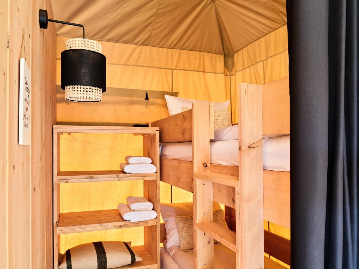 Zatoria Luxury Glamping Zator Hotel Buitenkant foto